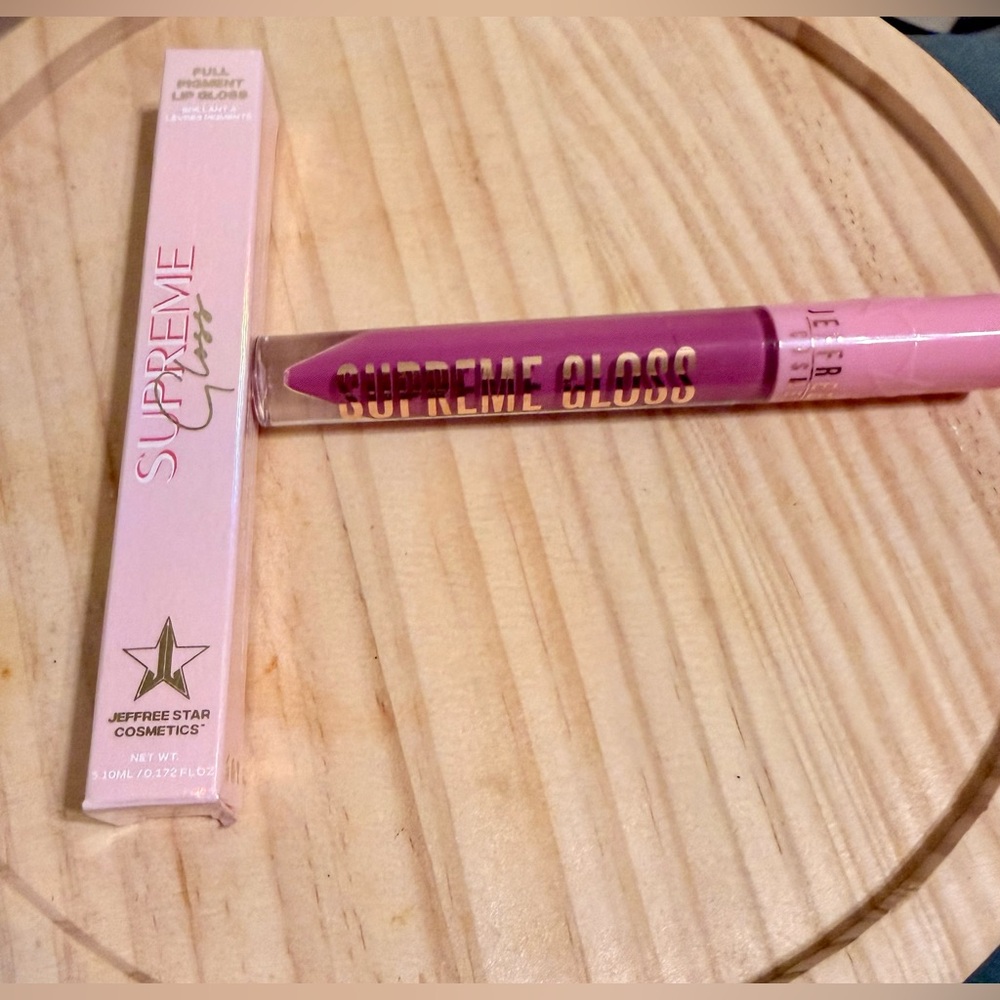 Jeffree Star, NIB, Supreme Gloss Full Pigment Lip Gloss MORE THAN FRIENDS.